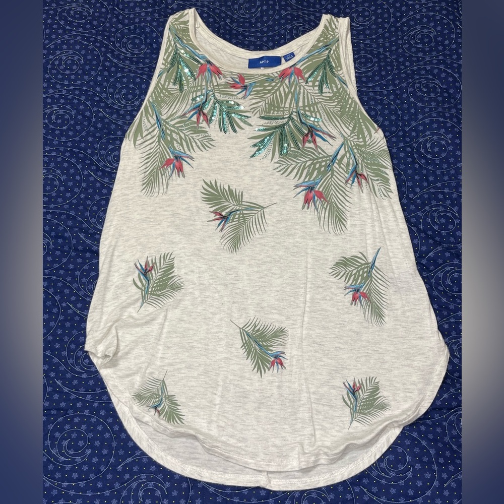 Apt. 9 White Heather Tank Top with Bird of Paradise Print